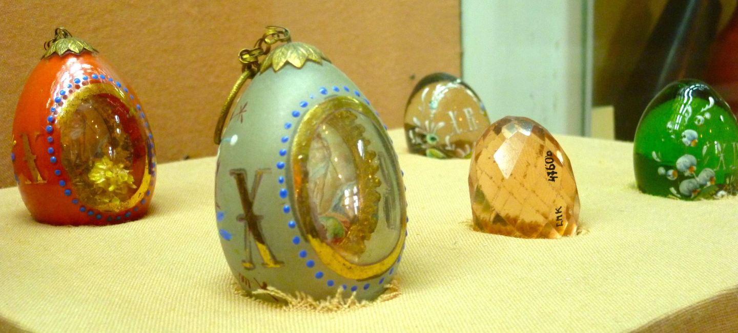 glass eggs Saratov museum Russia